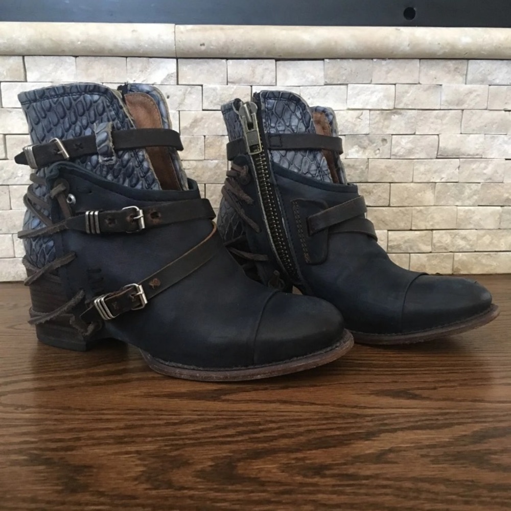 Freebird Crue Size 7